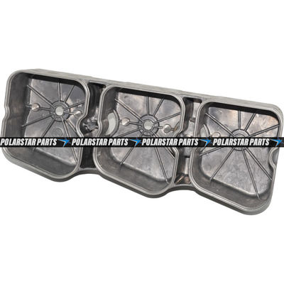 Copertura diesel 6738-11-8111 KOMATSU PC200-6 PC200-7 della camera della valvola del motore S6D102